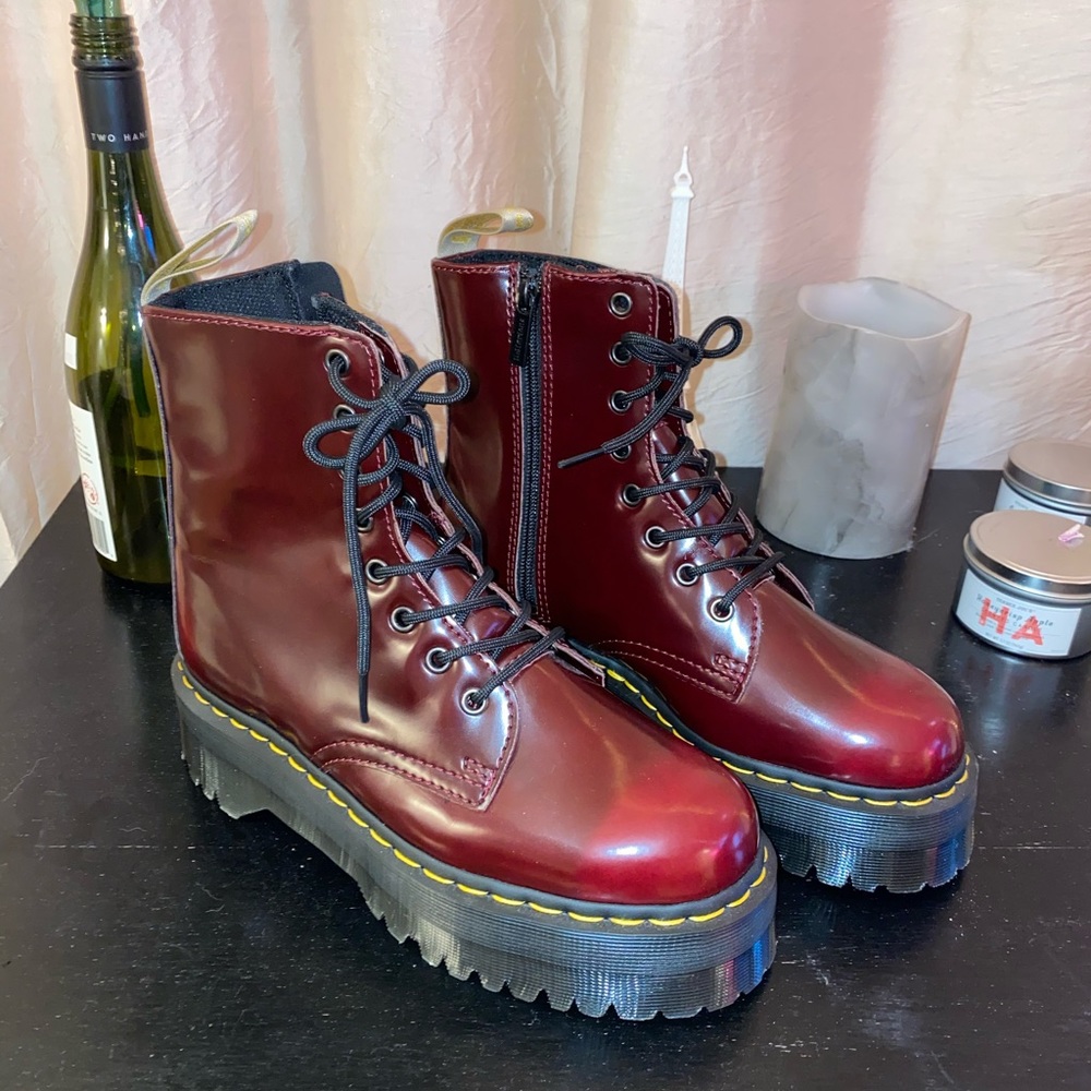 Doc Martens platform jadon dark red/plum boots